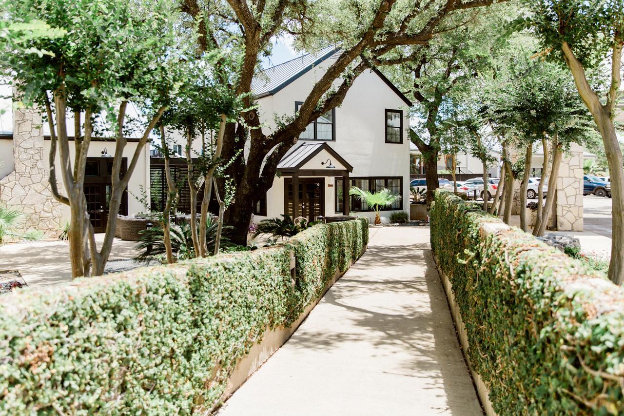 Hillside Boutique Hotel Castroville Экстерьер фото