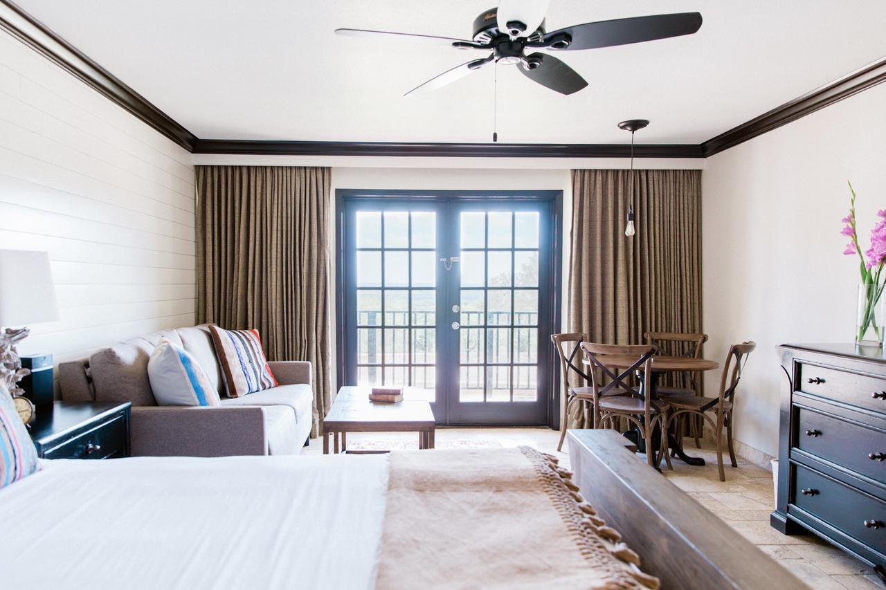 Hillside Boutique Hotel Castroville Экстерьер фото