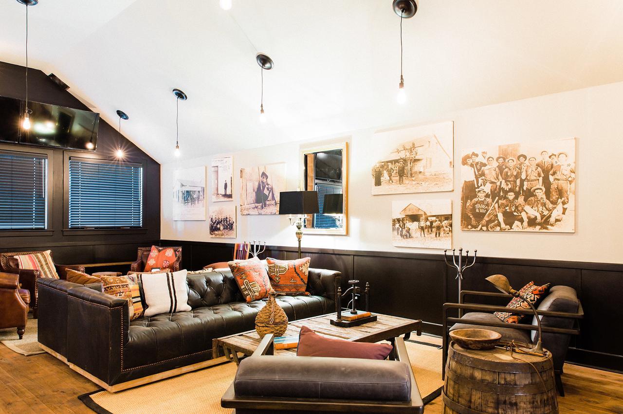 Hillside Boutique Hotel Castroville Экстерьер фото
