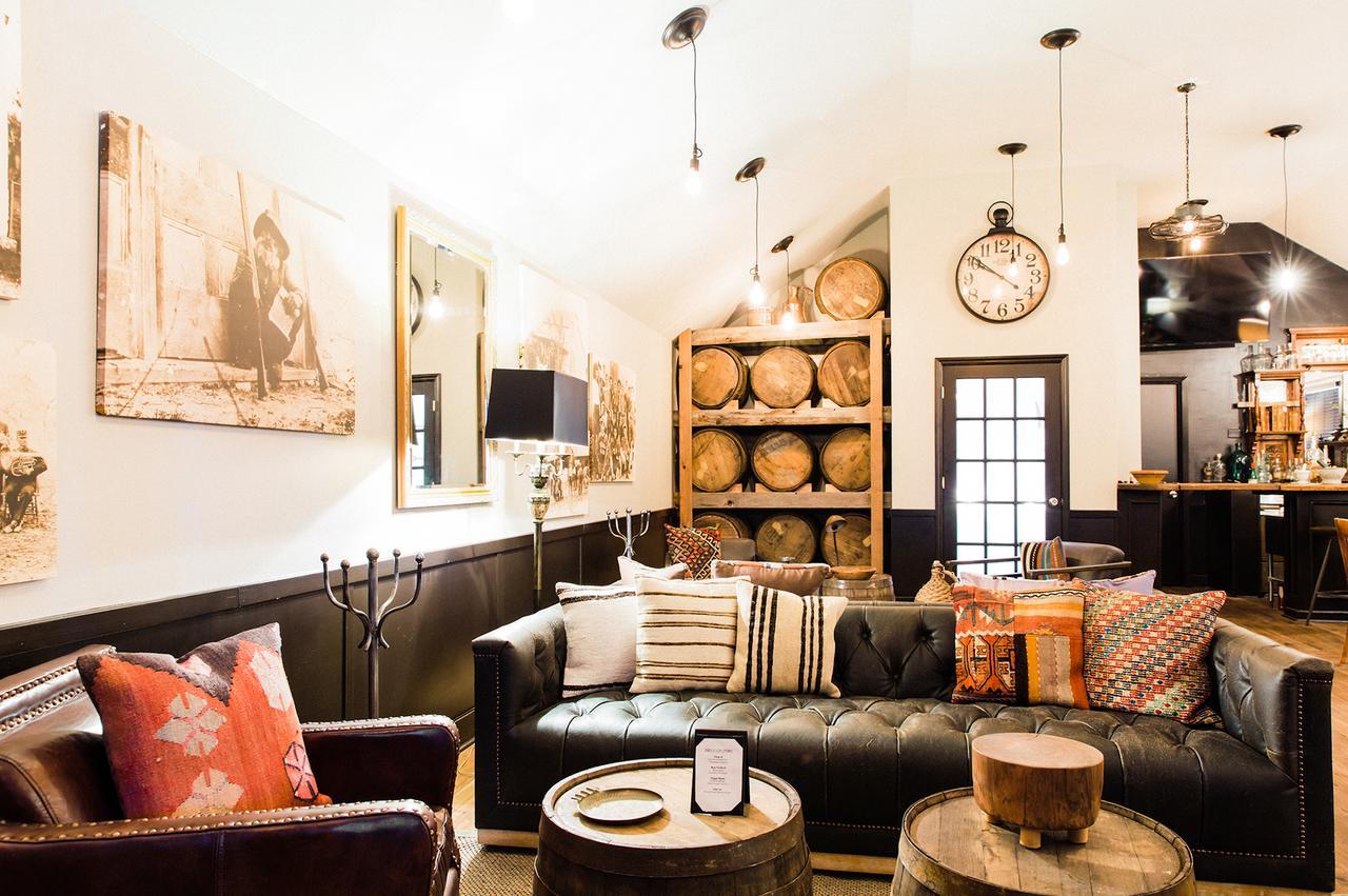 Hillside Boutique Hotel Castroville Экстерьер фото
